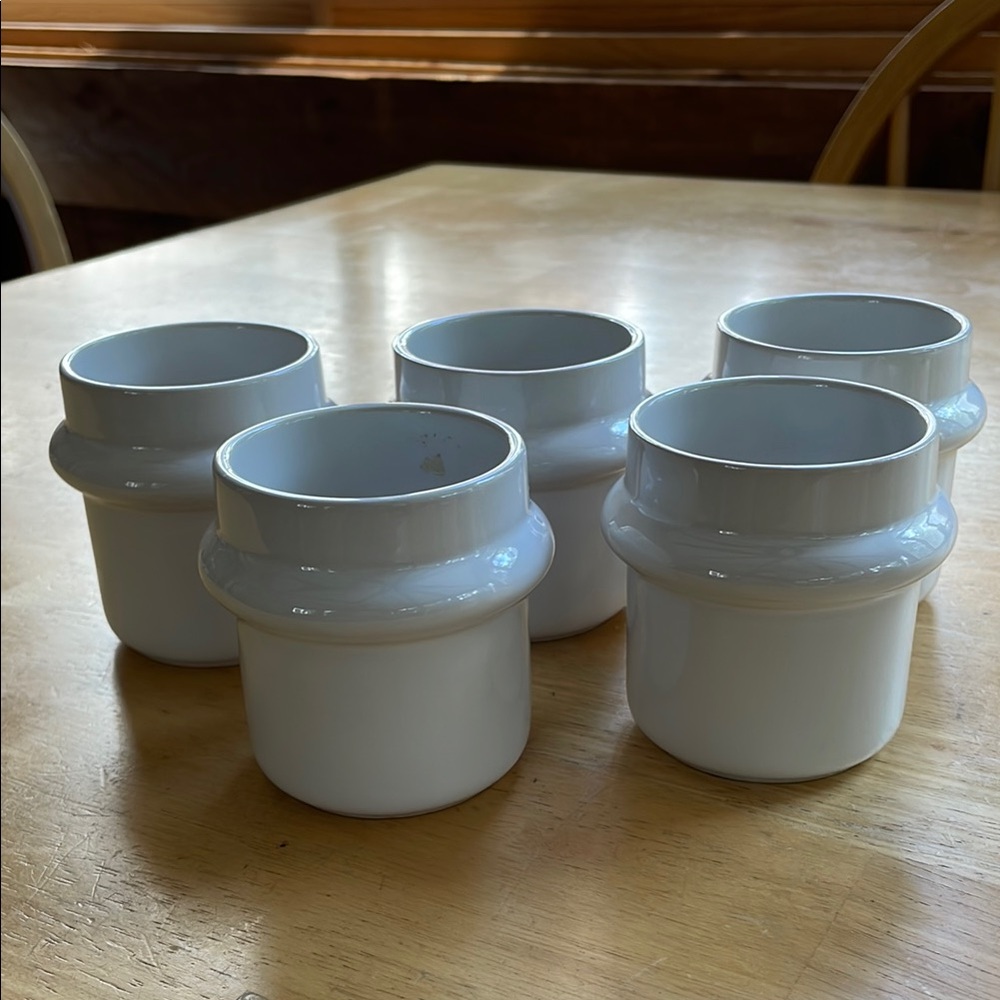 Jepcor International Elegant White Ceramic Creamers